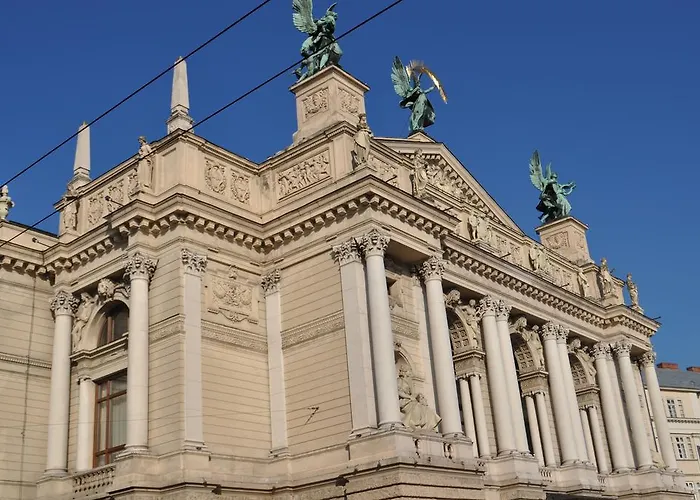 아파트 Apartmenti Near Opera Theater